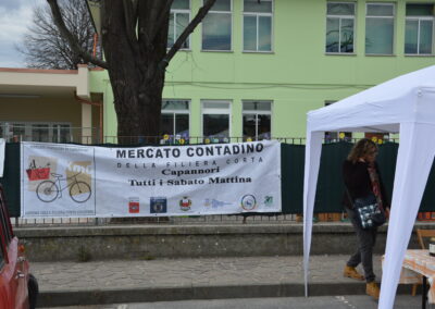 Il mercato contadino a Marlia